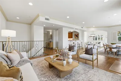 11540 Moorpark Street 401