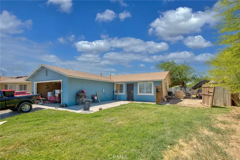 562 Sundance Ln