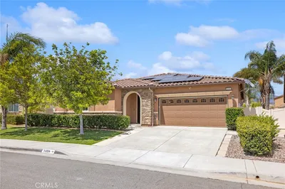 1420 Yarrow