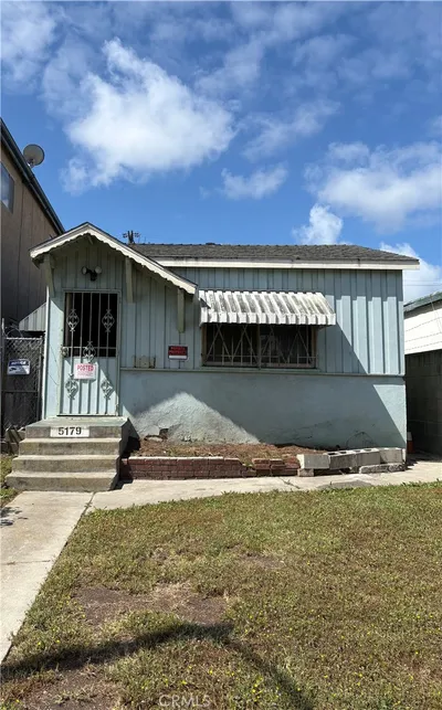 5179 Inglewood Blvd.