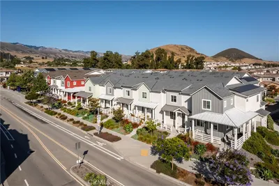 1033 Tiburon