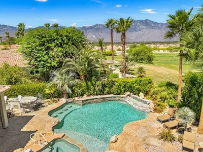 321 Loch Lomond Road photo 2