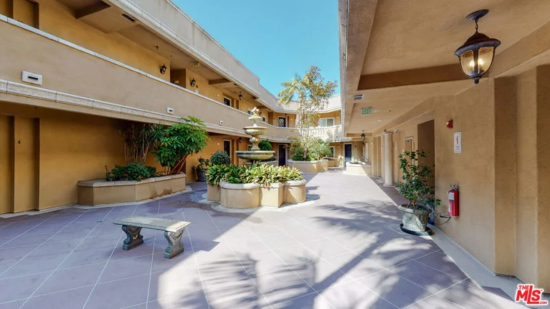 11440 National Boulevard 2 photo 2