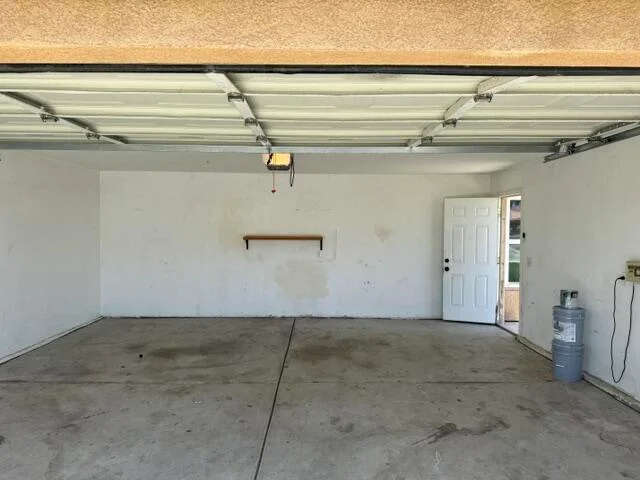 1226 Mullet Avenue photo 2