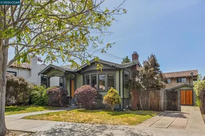 1242 Hopkins St.
