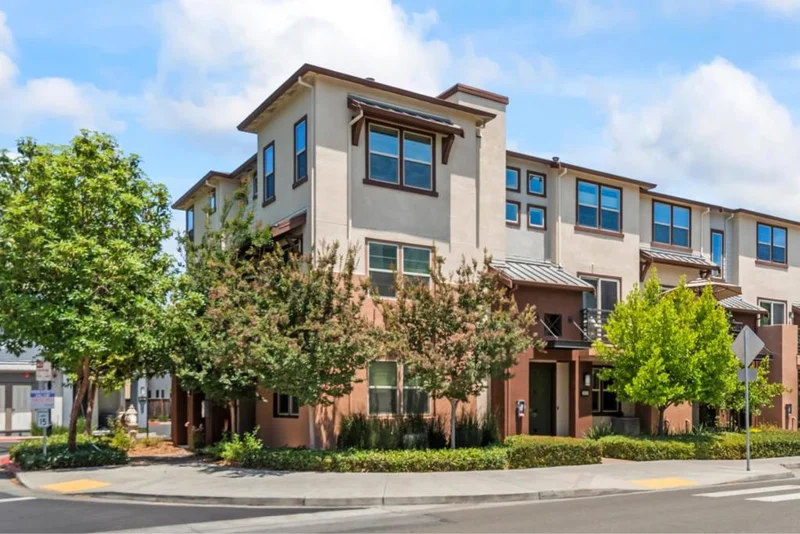 2935 Kaiser Drive, Santa Clara, CA 95051