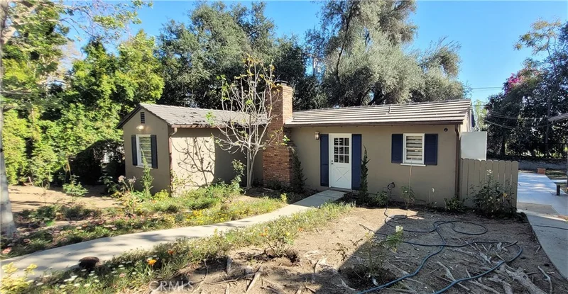 1845 N Santa Anita A