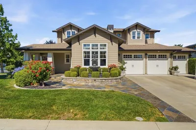 2198 Cabernet Way