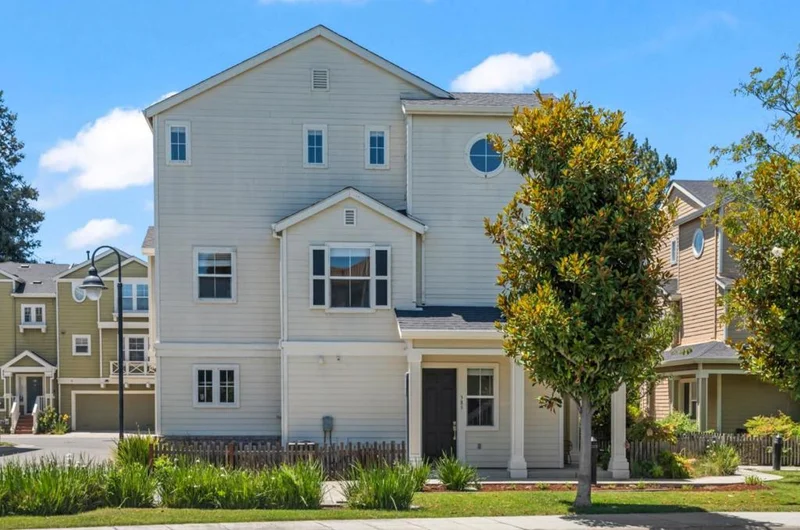 585 Amherst Terrace, Sunnyvale, CA 94087