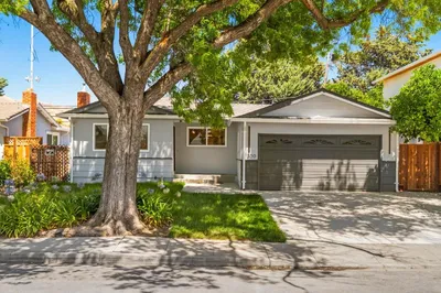 300 N Park Victoria Drive photo 2
