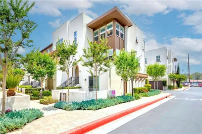 9213 Sunshine Place