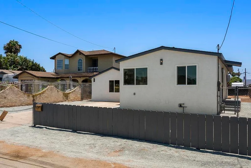 2249 Conifer, San Diego, CA 92154