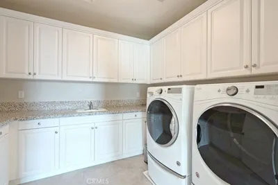 16635 Flint Hollow Place photo 2