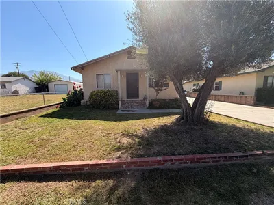 7121 Vine