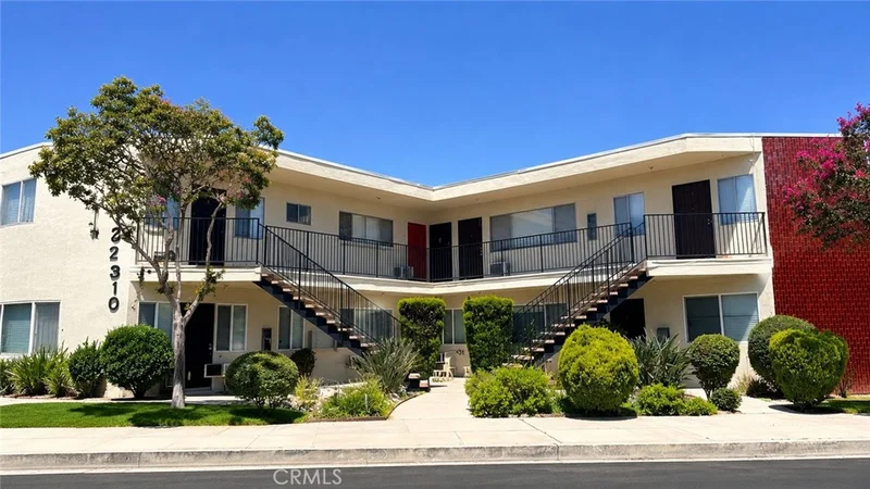 2310 Washington F