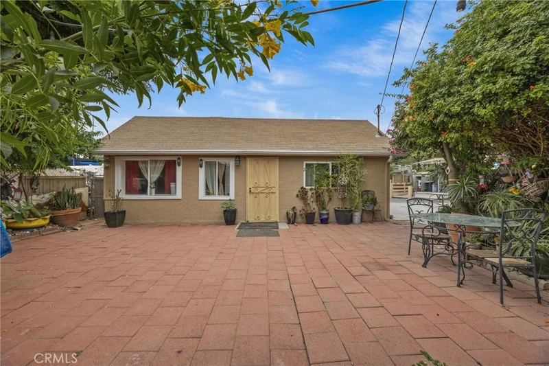 2554 N State