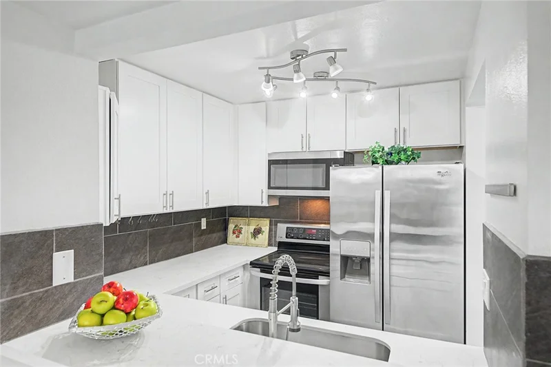 Photo 2 of 13104 Glen Court 36