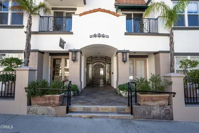 436 Poli Street 308 photo 2