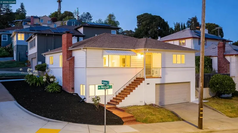 2880 Morgan Ave, Oakland, CA 94602