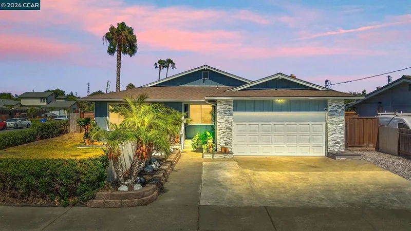 1 N Lake Cir