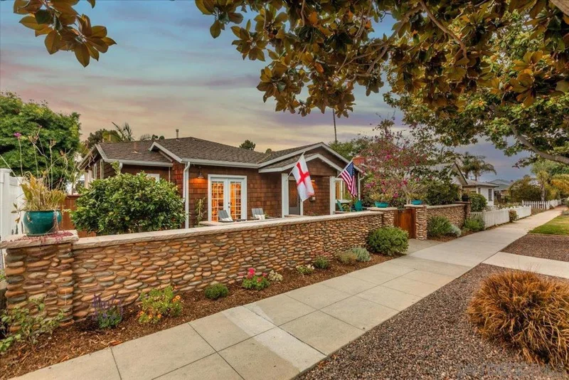 427 S Clementine St, Oceanside, CA 92054