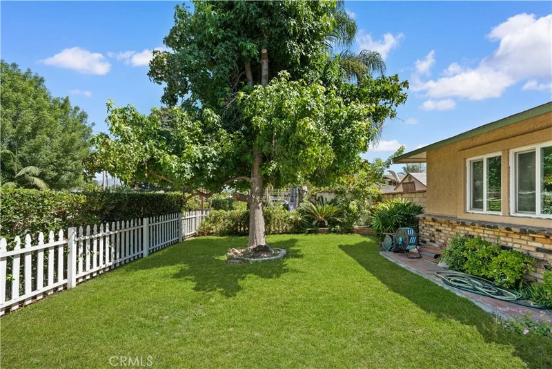 Photo 2 of 1206 Bannon Avenue