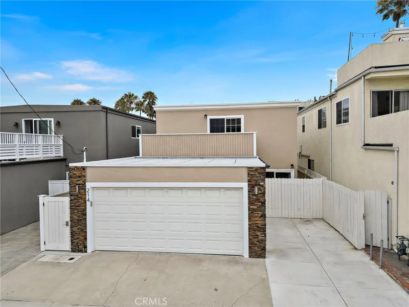 214 20th Street A photo 2