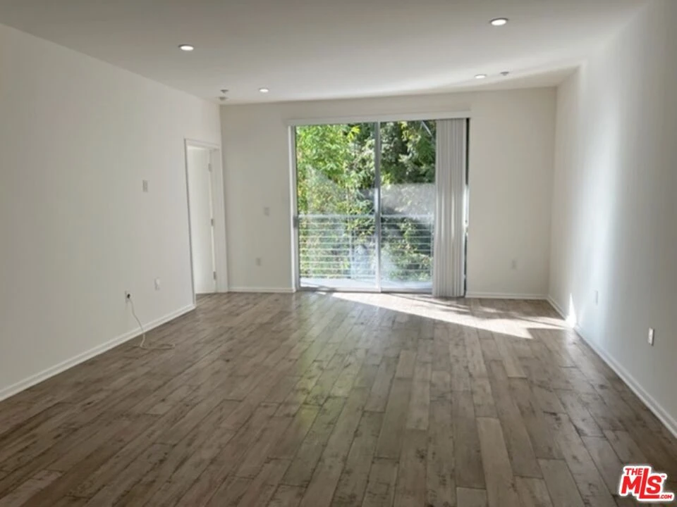 Interior 2