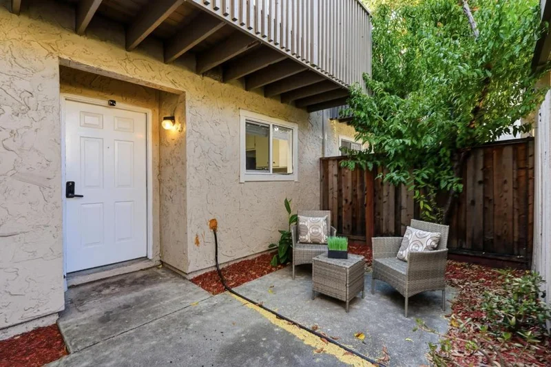 Photo 2 of 117 Mission Drive