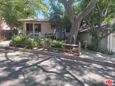 10866 Kingsland Street photo 2