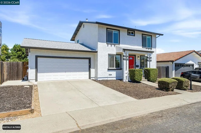 Photo 2 of 908 Francisco Dr
