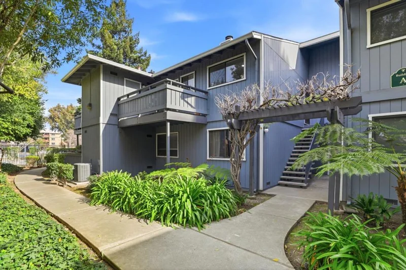 4013 Ralston photo 2