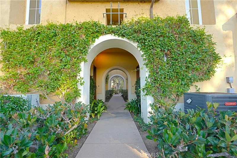 Photo 2 of 16 Savona Court