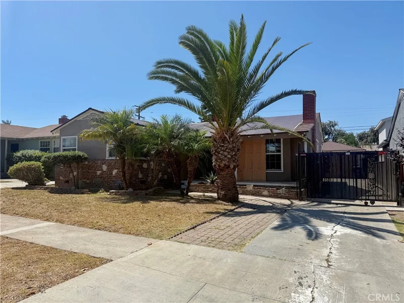 1718 W 109th Place, Los Angeles, CA 90047