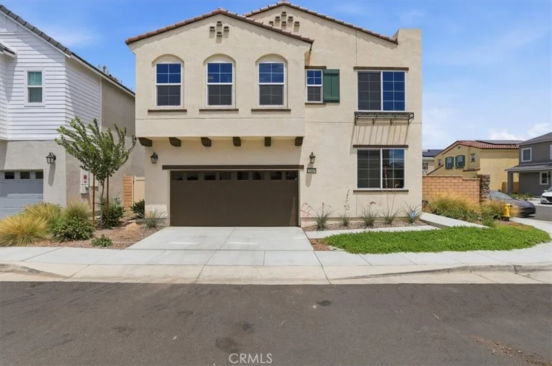 26860 James photo 2