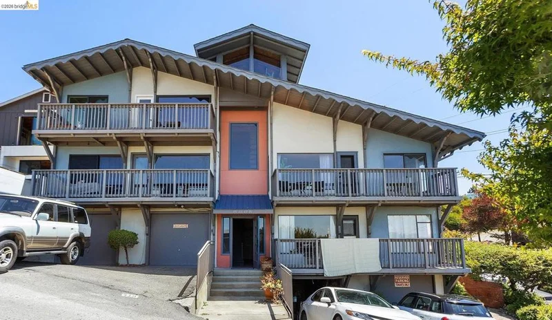 410 Marine St