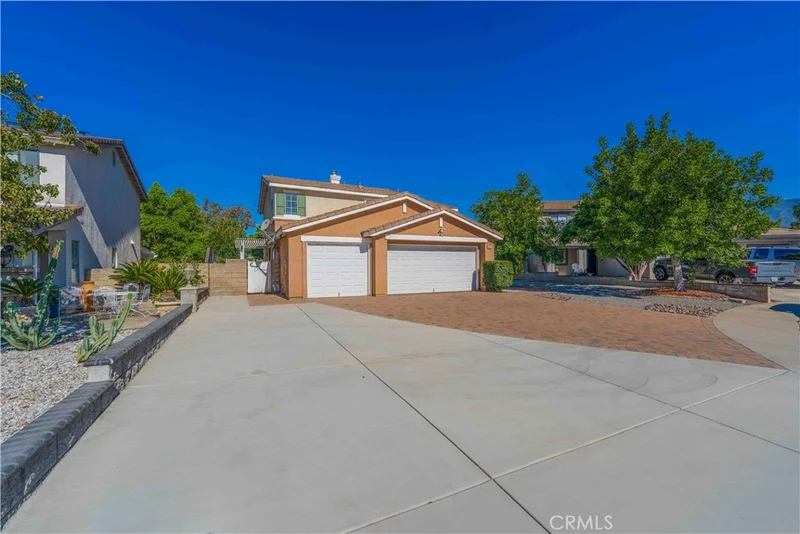 6624 Orly Court photo 2