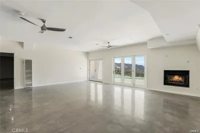 2411 N Topanga Canyon Boulevard photo 2