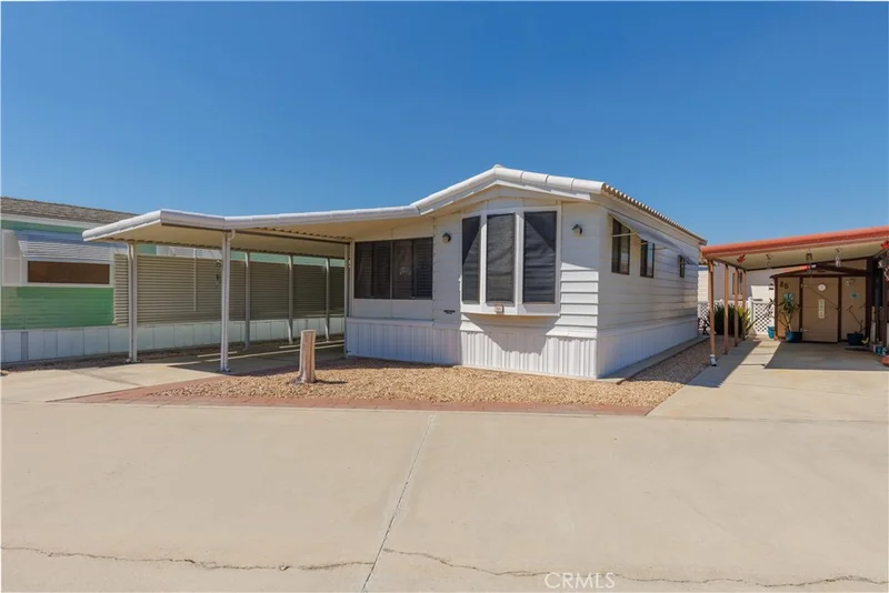 Photo 2 of 1295 S Cawston 86