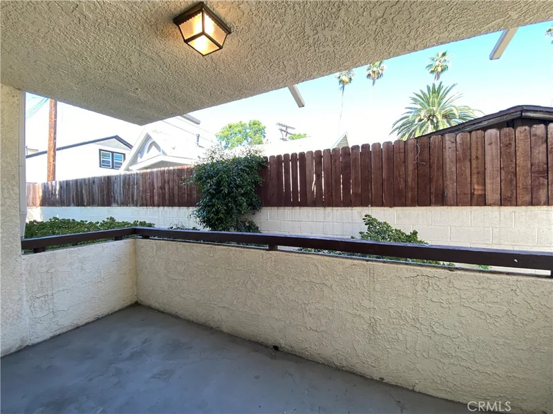 987 E Del Mar Boulevard 9 photo 2