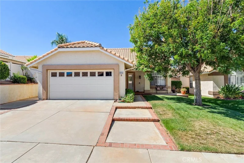 4881 W Castle Pines