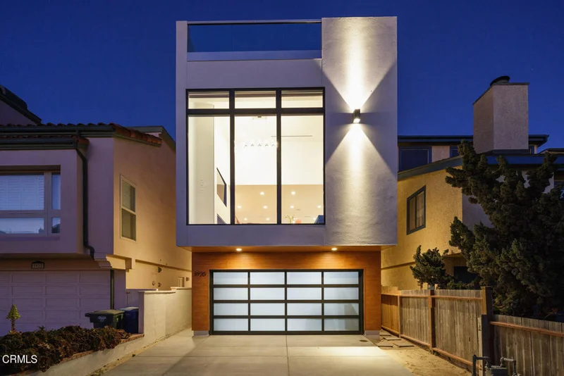 3920 Ocean Drive