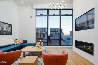 3920 Ocean Drive photo 2