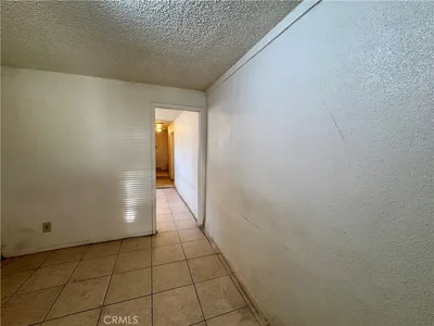 12115 1/4 Morehouse Street 7 photo 2