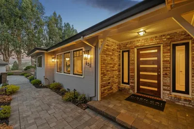 635 Capuchino Drive