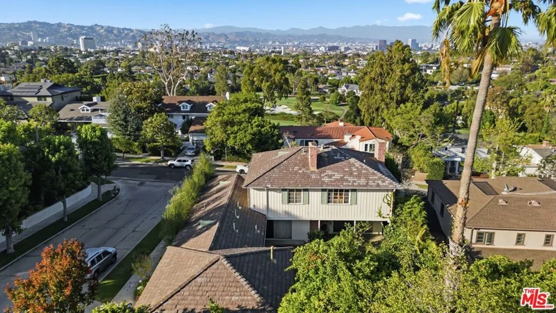 2751 Monte Mar Terrace photo 2