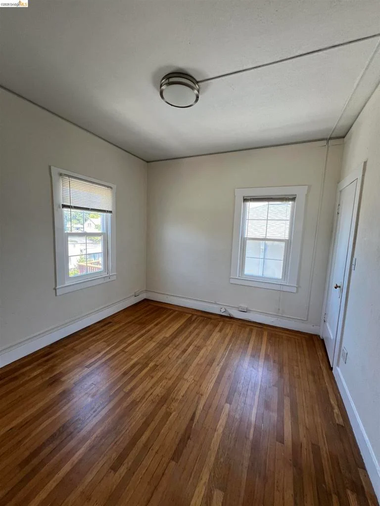 2249 SPAULDING AVE photo 2