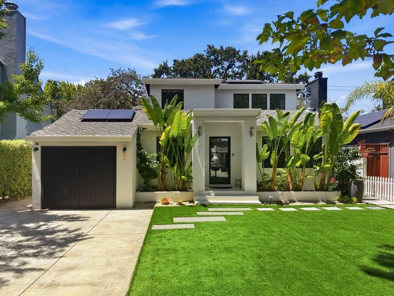 Photo 2 of 1031 Almanor Avenue