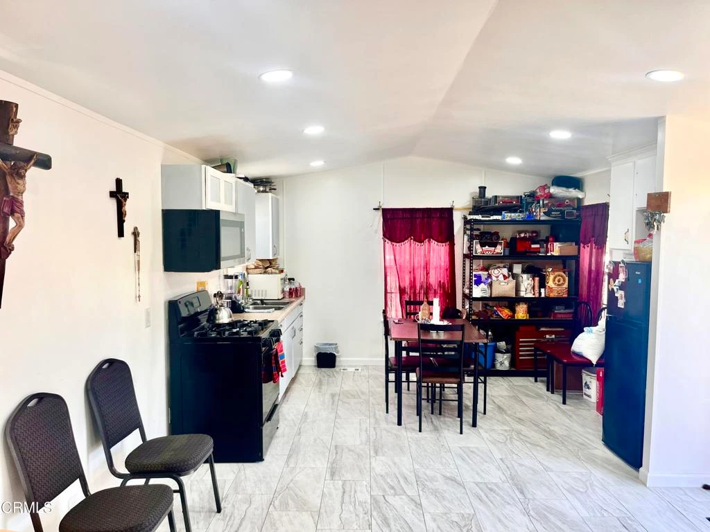 Interior 2