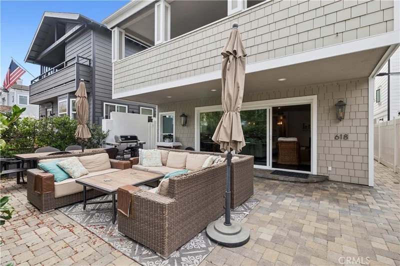 618 Acacia photo 2